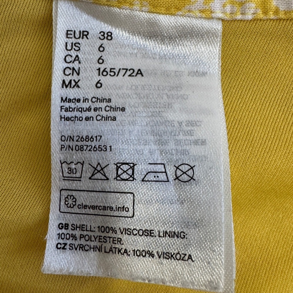 Skirt H&M Divided Yellow Floral Button Front Mini Skirt Size 6 Womens Viscose - Picture 5 of 9